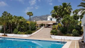 Comprar villa de 8 dormitorios en Mijas Pueblo