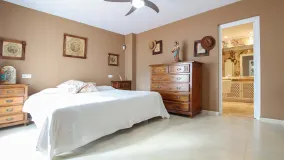 Se vende apartamento planta baja en Nueva Andalucia de 3 dormitorios