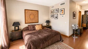 For sale town house with 3 bedrooms in Benahavis