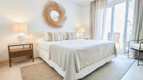 Buy ground floor apartment in Nueva Andalucia