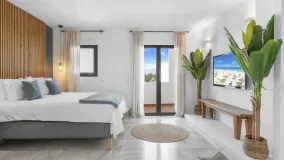 Villa in Nueva Andalucia for sale