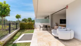 Comprar villa pareada de 4 dormitorios en La Finca de Marbella