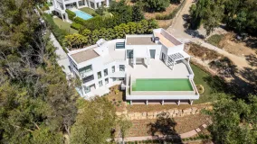 Zona F, villa en venta de 5 dormitorios