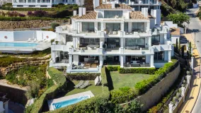 For sale 3 bedrooms apartment in 9 Lions Residences