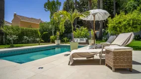 Villa for sale in Los Naranjos Hill Club with 4 bedrooms