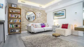 Villa con 3 dormitorios en venta en La Campana