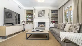 Buy duplex penthouse in Las Alamandas