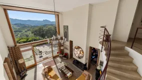 Villa a la venta con 4 dormitorios en Ronda