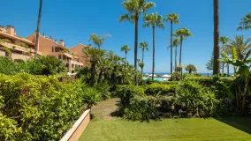 Comprar apartamento planta baja con 2 dormitorios en Malibu