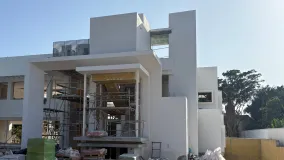 Comprar villa en Guadalmina Baja con 6 dormitorios