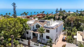 Villa a la venta en Casasola de 7 dormitorios
