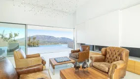 For sale 6 bedrooms villa in La Mairena