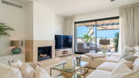 Duplex penthouse for sale in Los Capanes del Golf