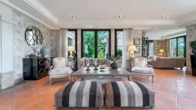 Comprar villa en Guadalmina Baja de 8 dormitorios