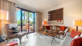 Se vende apartamento en Bahia Alcantara con 2 dormitorios