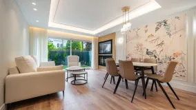 Apartamento planta baja en venta en San Pedro de Alcantara