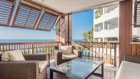 Apartamento con 3 dormitorios en venta en Guadalpin Banus