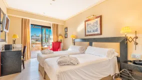 Guadalpin Banus, Ático de 2 dormitorios en venta