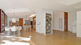 For sale 7 bedrooms villa in Los Naranjos