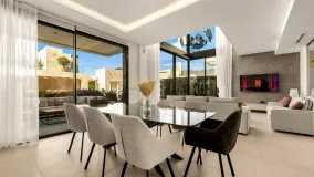 Rio Real, pareado de 5 dormitorios en venta