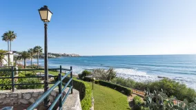 2 bedrooms town house in Estepona West for sale