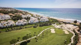 Comprar apartamento con 3 dormitorios en Los Monteros Palm Beach
