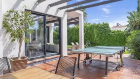 Se vende villa en Nueva Andalucia