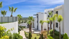 For sale ground floor apartment in Estepona Golf