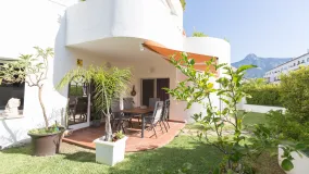 Comprar apartamento planta baja en Ancon Sierra IV con 3 dormitorios