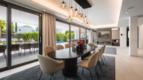 For sale Los Olivos villa with 7 bedrooms