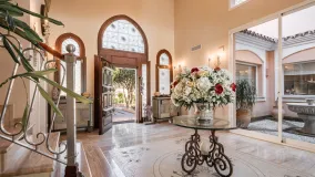 Villa en venta con 8 dormitorios en Hacienda Beach