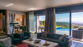 Villa en venta en Los Altos de los Monteros