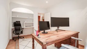 Comprar oficina en San Pedro de Alcantara con 2 dormitorios