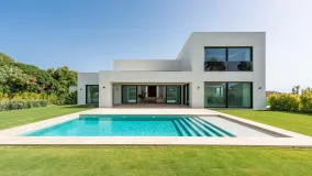 Villa for sale in Zona F