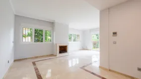 Semi detached house for sale in San Roque Club with 3 bedrooms