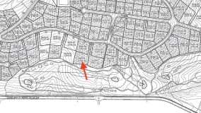 Plot for sale in Zona L