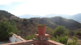 Finca con 2 dormitorios en venta en Alora