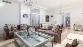 Villa en venta en Nueva Andalucia