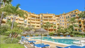 4 bedrooms apartment in San Pedro de Alcantara for sale