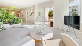 Duplex for sale in La Quinta with 3 bedrooms