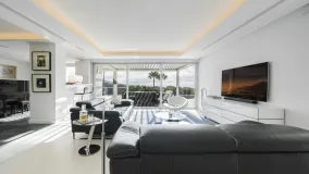 Villa en venta en Nueva Andalucia