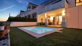 Town house for sale in Casares Golf