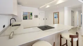 Nueva Andalucia, apartamento planta baja en venta