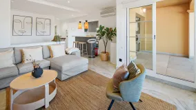 Nueva Andalucia, duplex de 2 dormitorios en venta