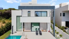 Villa de 6 dormitorios en venta en Marbesa