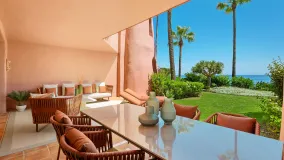 Menara Beach, apartamento planta baja a la venta