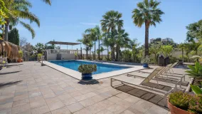 Hotel en venta en Benalmadena con 6 dormitorios