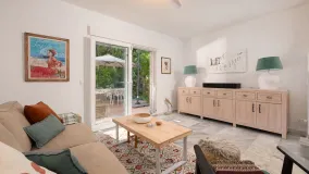 For sale town house with 2 bedrooms in Artola