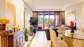 Apartamento de 2 dormitorios a la venta en Torre Bermeja