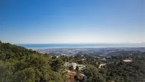 Plot for sale in La Zagaleta
